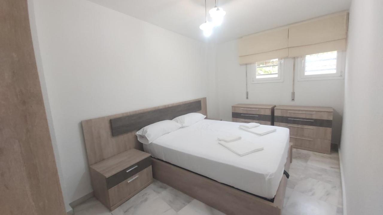 Апартаменты Del Parque Flats Meseta Swimmingpool Торремолинос Экстерьер фото